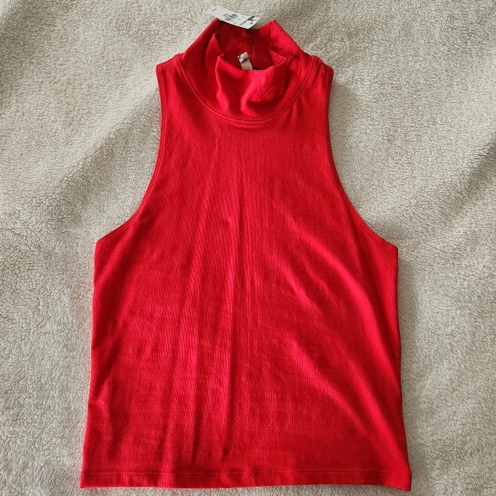 Red-Orange Mock Neck Express Tank Size M